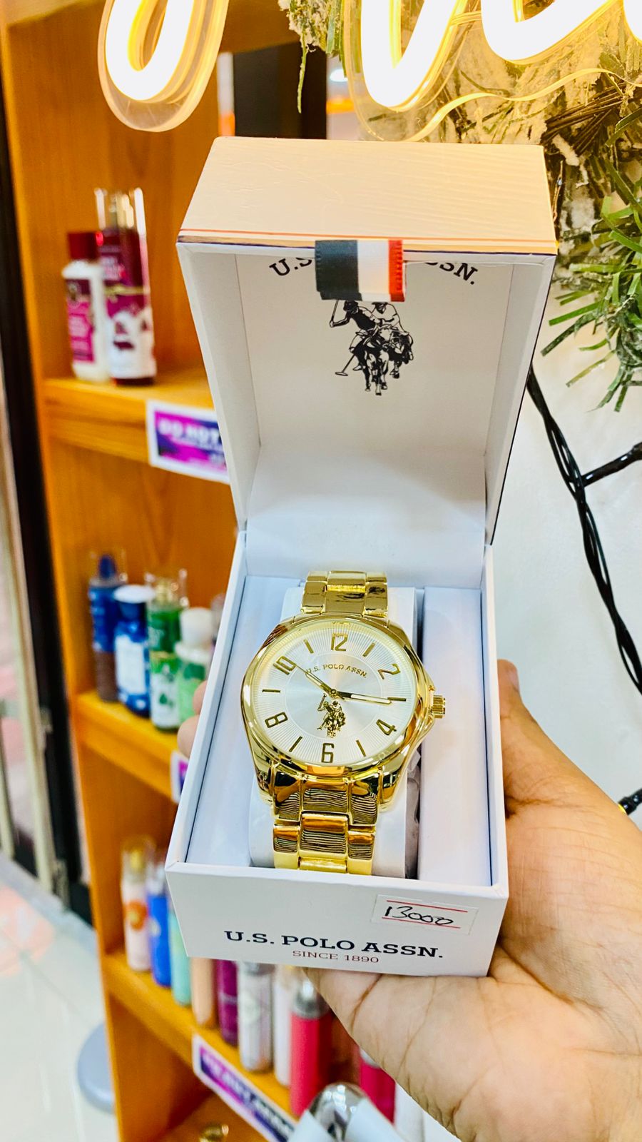 AA10V US POLO ASSN WATCH - GOLD PLATED - 15 DAYS WARRANTY