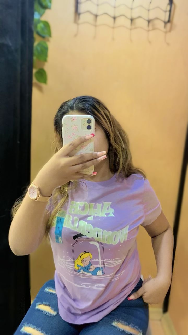 WOMEN GRAPHIC TEES