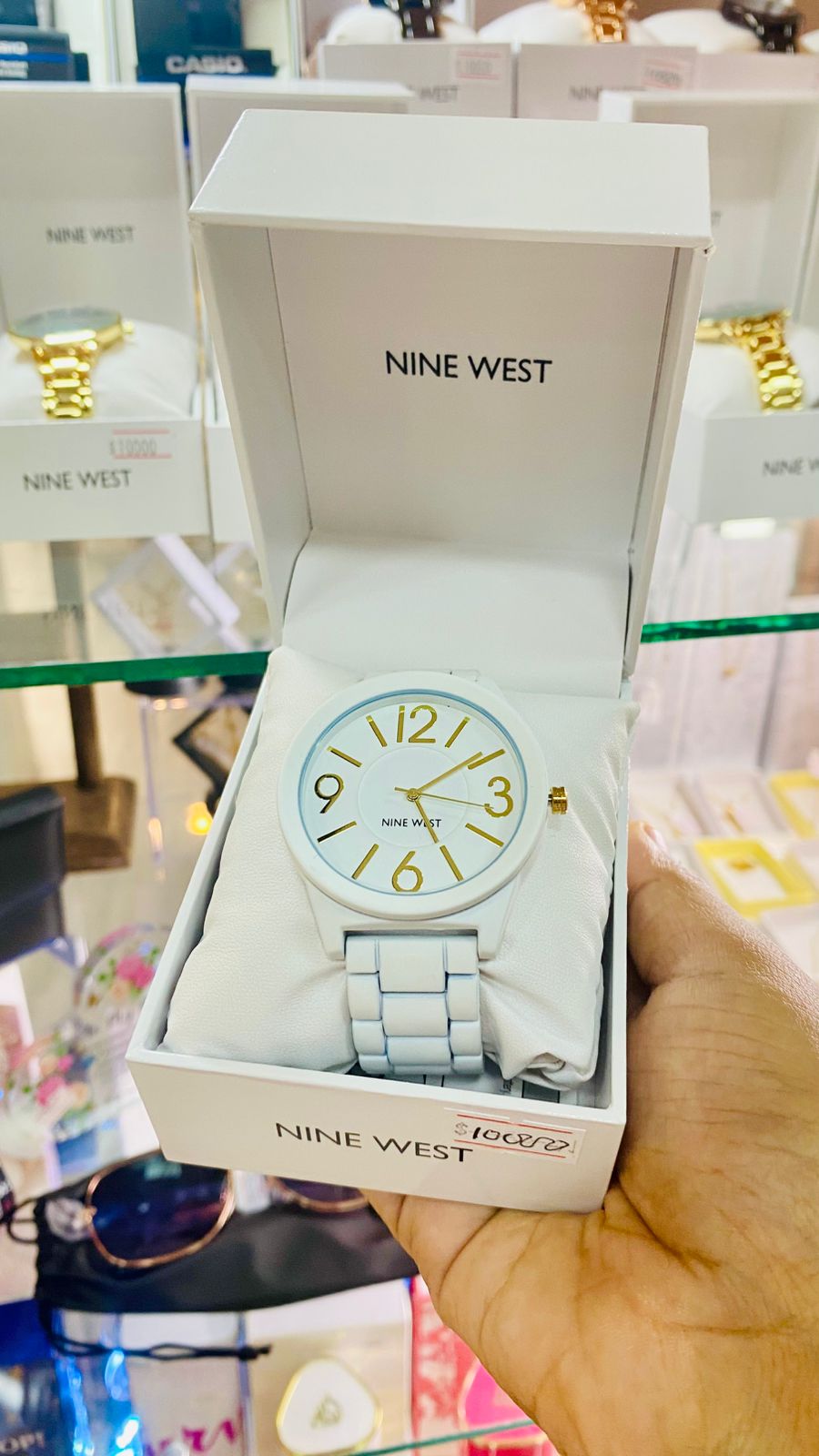 Y160B - NINE WEST WATCH - WHITE